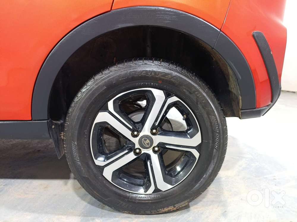 Tata Nexon 1.5 Revotorq Xza Plus S Amt, 2023, Petrol