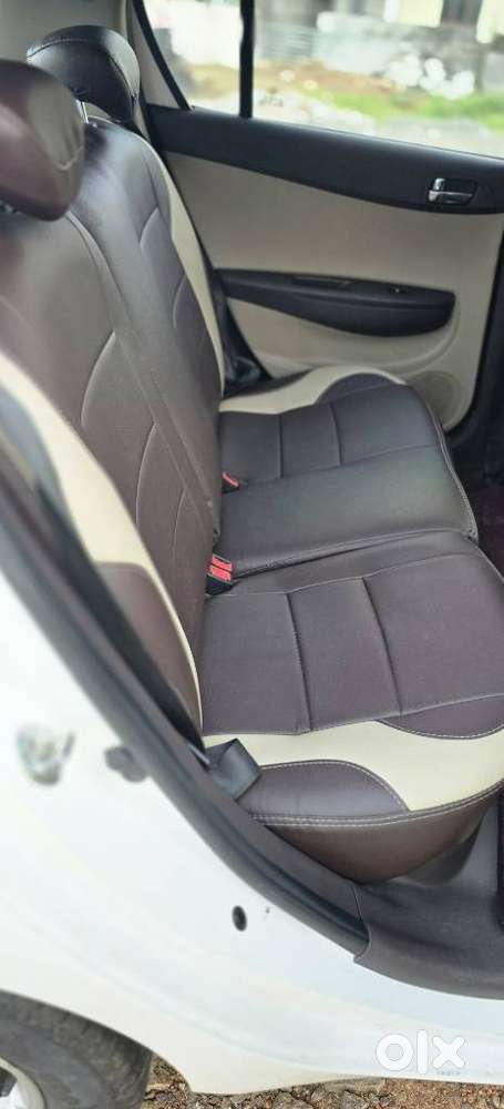 Hyundai I20 1.2 Sportz Option, 2011, Petrol
