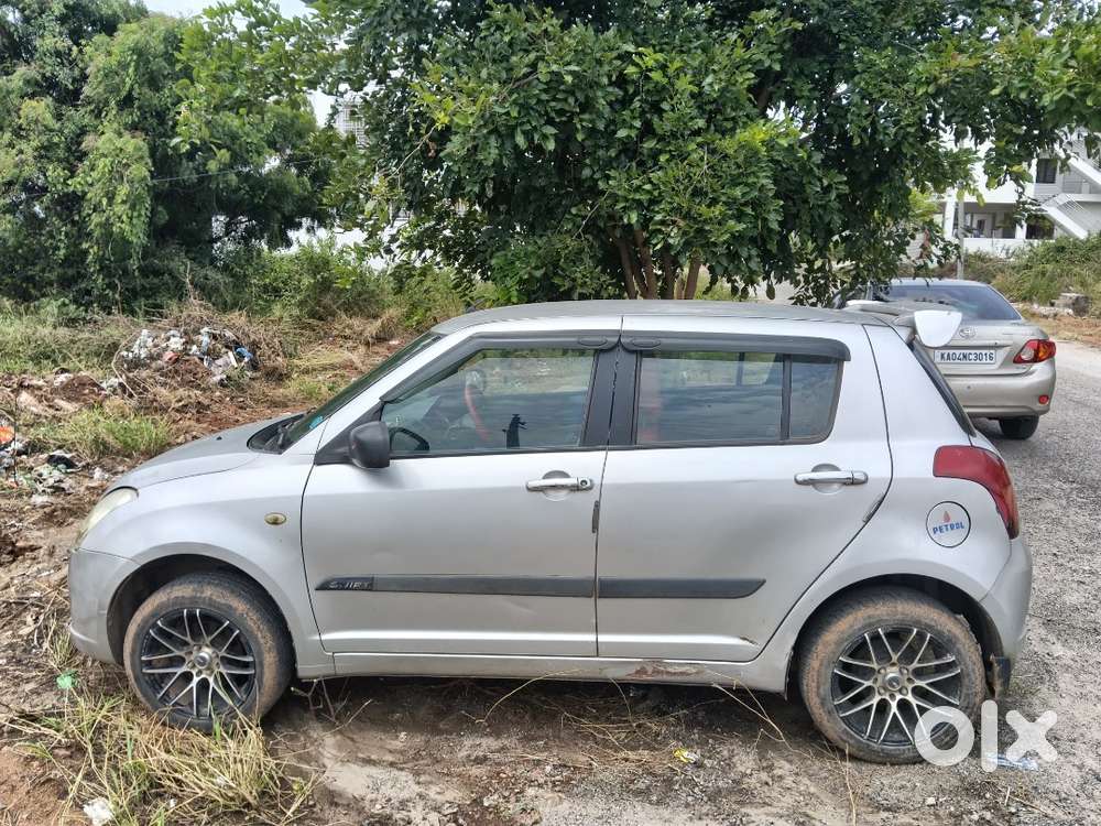 Maruti Suzuki Swift Lxi 2007 | Petrol | 143k Km | New Tyres & Mag