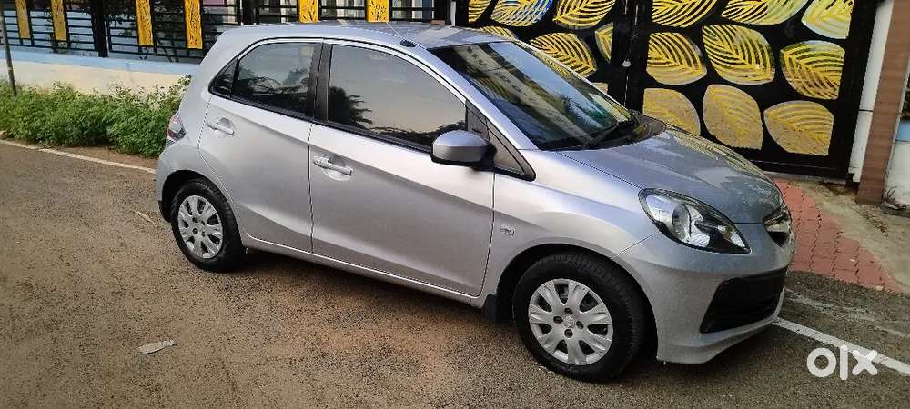 Honda Brio 2012 Petrol Well Maintained