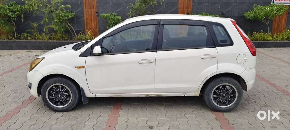 Ford Figo Duratorq Zxi 1.4, 2012, Diesel