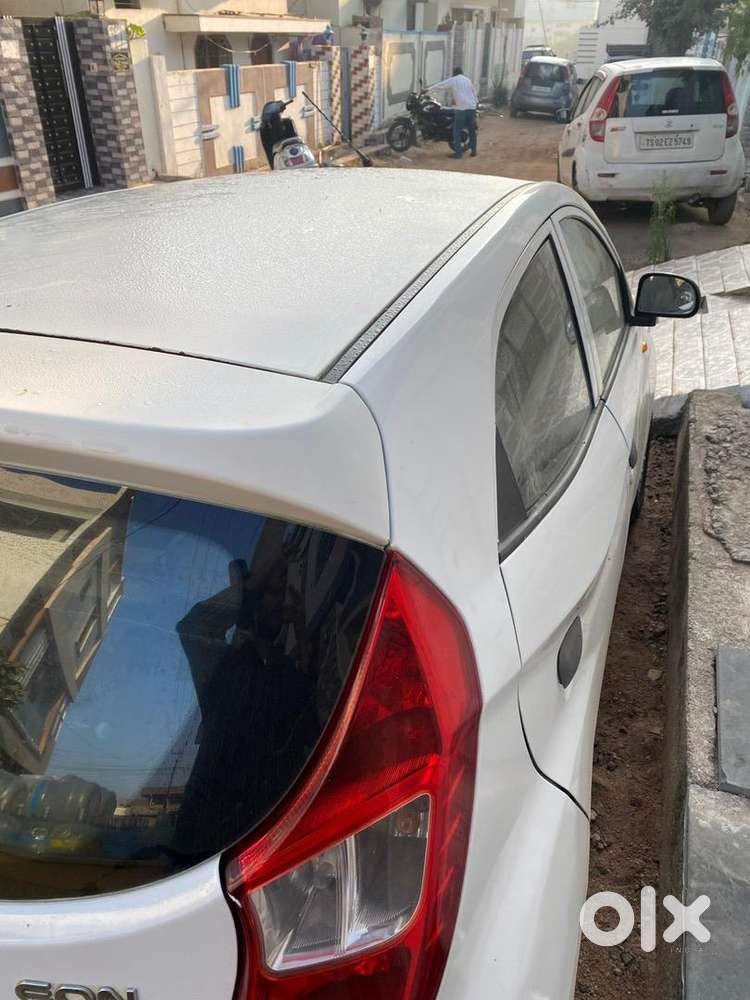 Hyundai Eon 2012 Lpg 130000 Km Driven