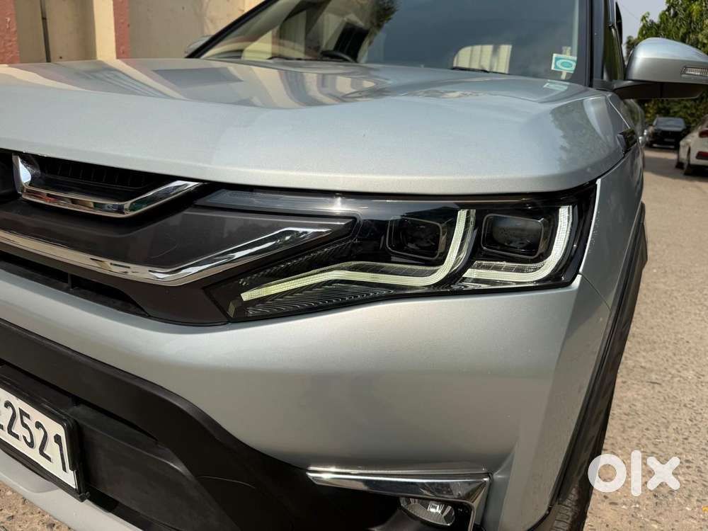 Maruti Suzuki Brezza Zxi Plus Smart Hybrid, 2024, Petrol