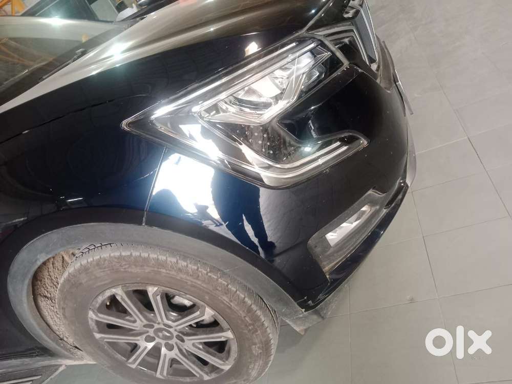 Mahindra Xuv700 Petrol 2025