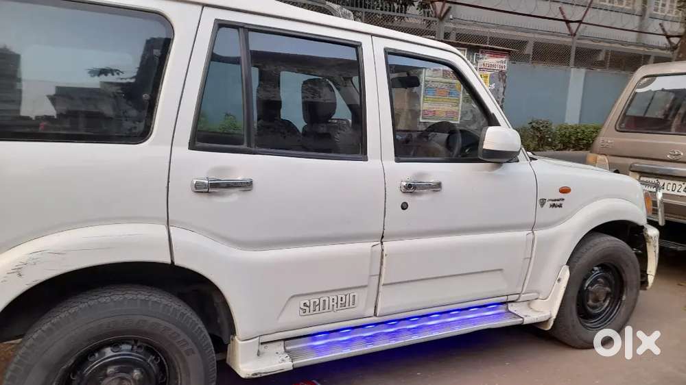 Mahindra Scorpio Talking Modal