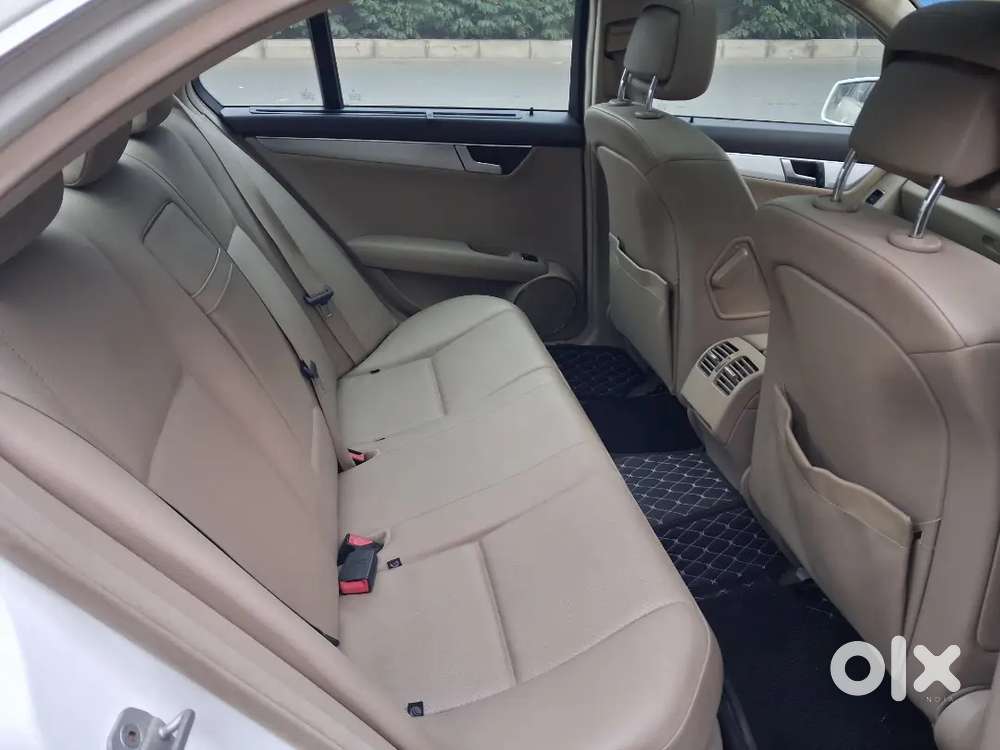 Mercedes-benz C Class 2013 Petrol 25111 Km Driven