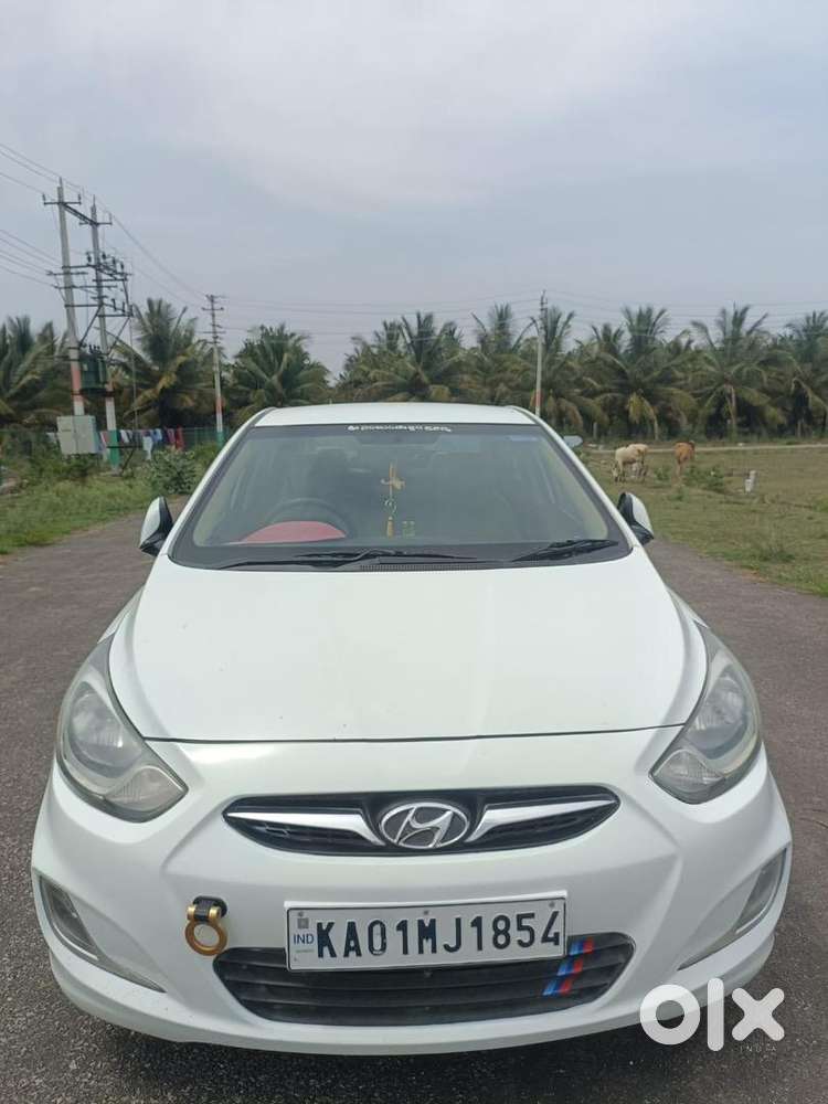 Hyundai Fluidic Verna 2012 Diesel 86000 Km Driven