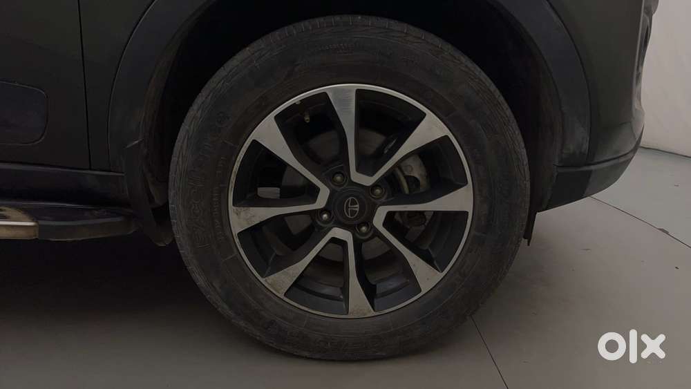 Tata Nexon 1.2 Revotron Xz Plus Dual Tone, 2020, Petrol
