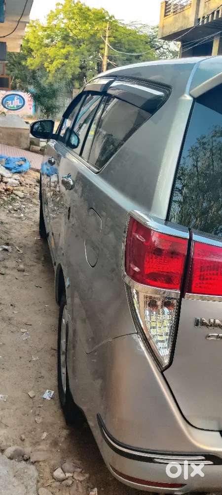 Toyota Innova Crysta 2017