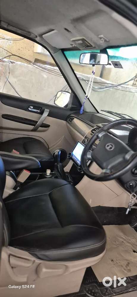 Tata Safari Storme 2013