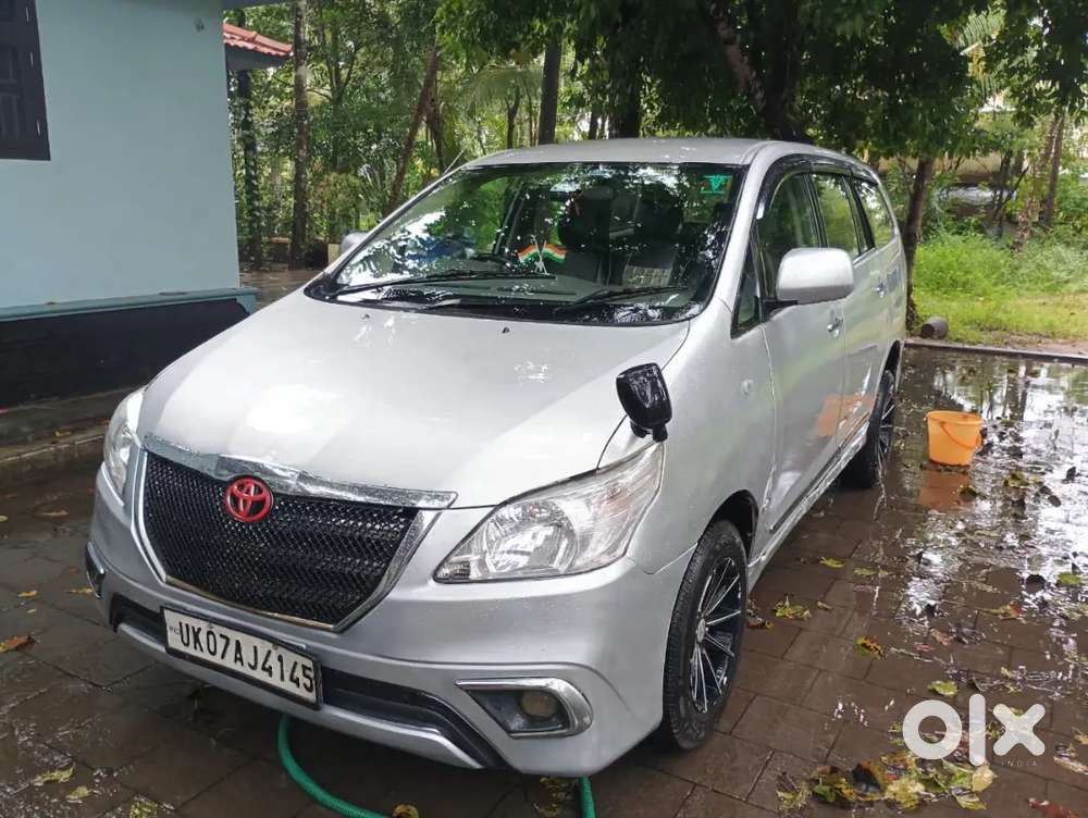 Toyota Innova 2.5 V 2011