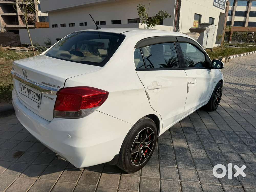 Honda Amaze 2013-2016 S I-vtech, 2016, Petrol