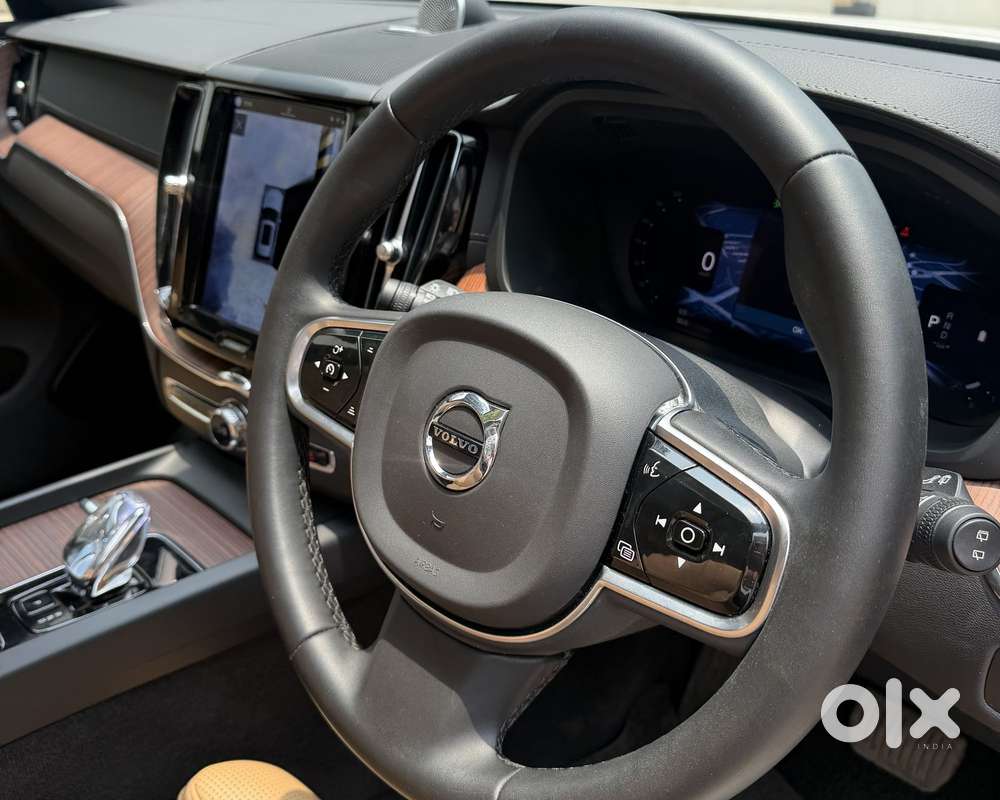 Volvo Xc60 2.0 B5 Ultimate, 2024, Petrol