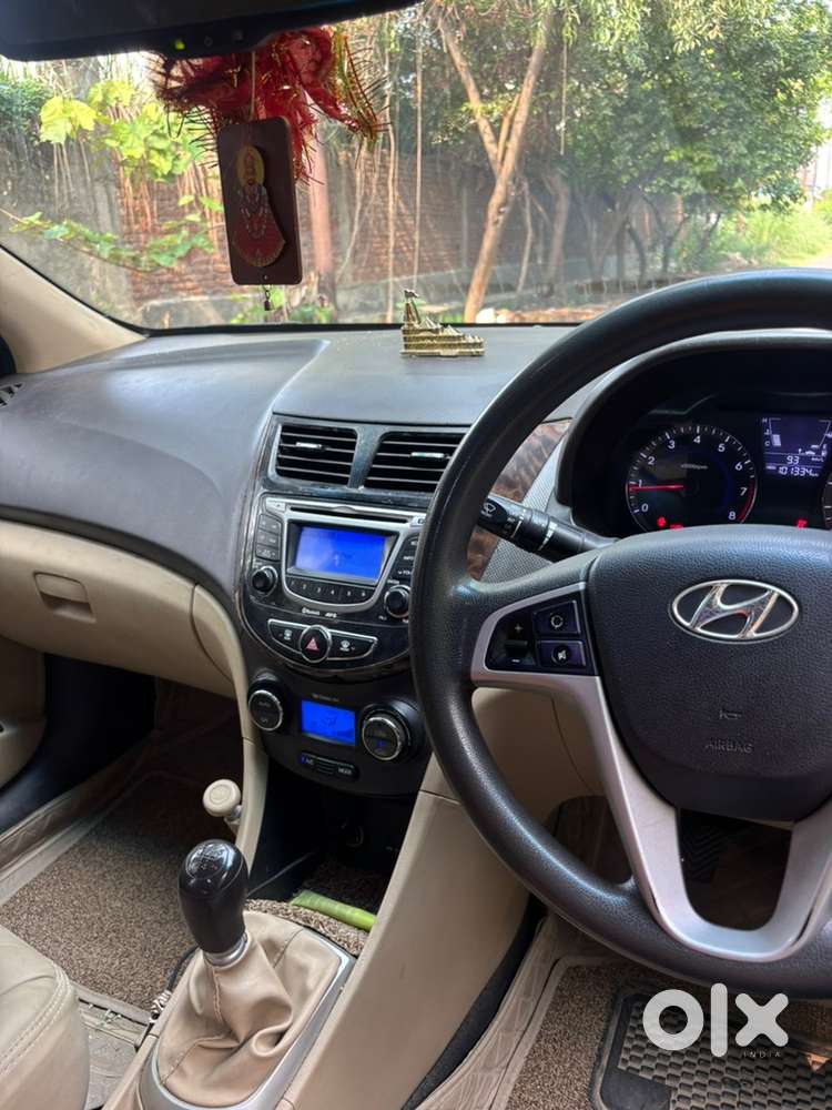 Hyundai Verna 1.6 Petrol 2012