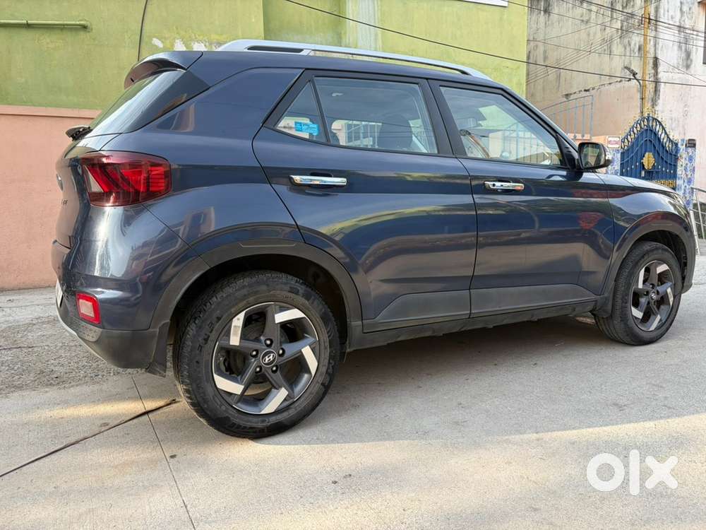 Hyundai Venue Diesel 2021