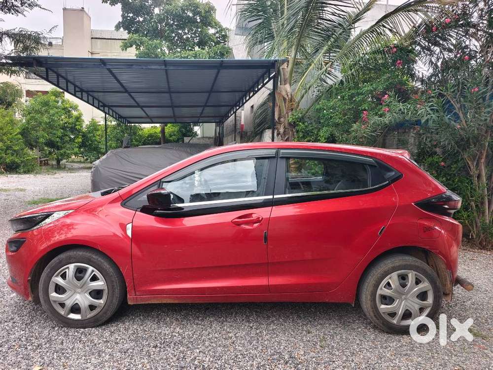 Tata Altroz Xm Plus S Diesel, 2023 ,red Colour