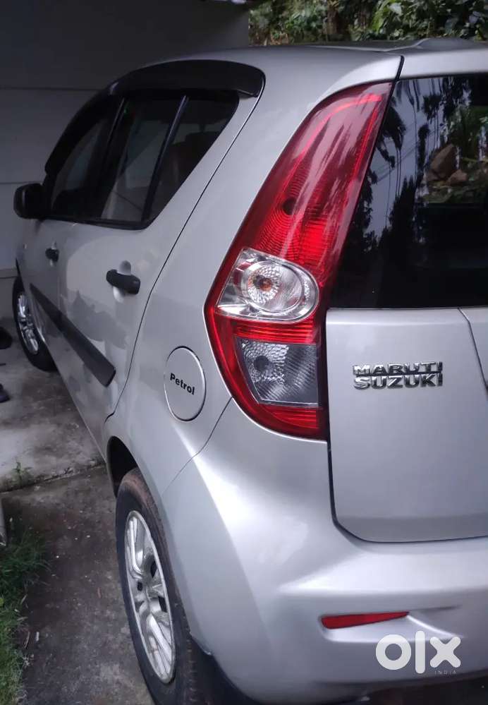 Maruti Suzuki Ritz Petrol 2010sept