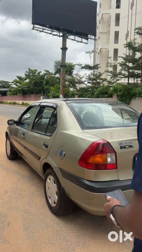 Ford Ikon 2002 Petrol