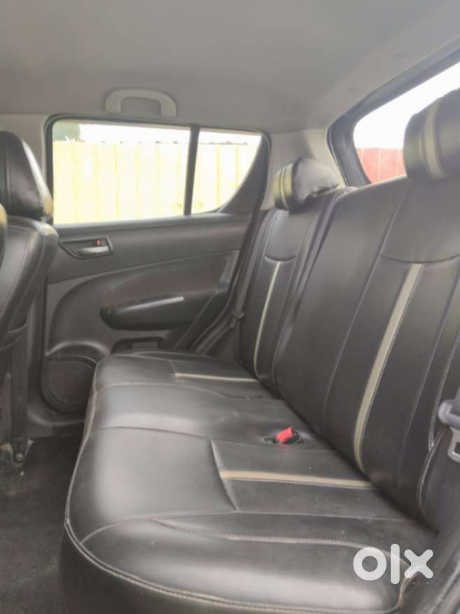 Maruti Suzuki Swift Vxi 1.2 Abs Bs-iv, 2017, Petrol