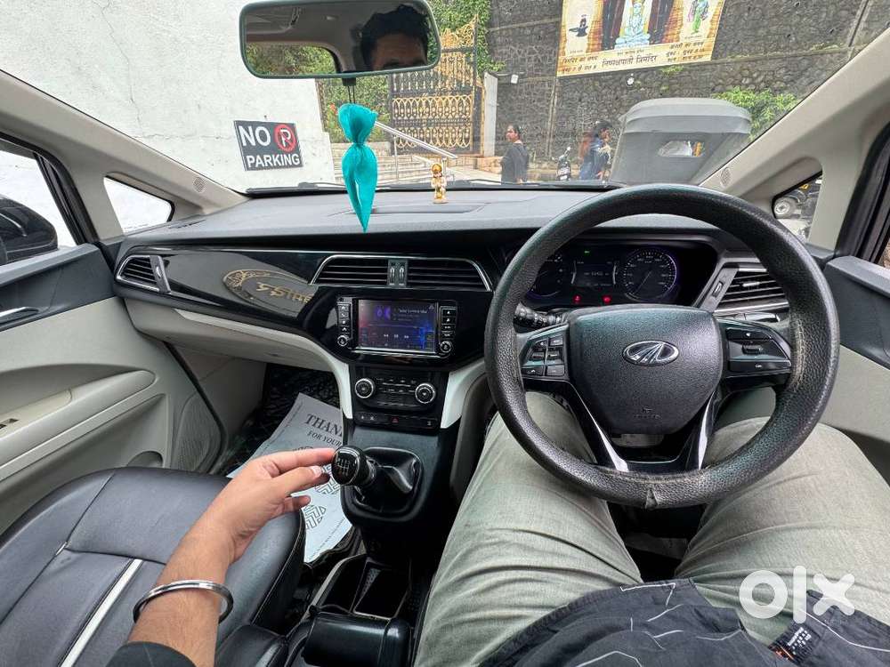 Mahindra Marazzo 8-seater Diesel  1st Owner  63,422 Kms  New Tyres