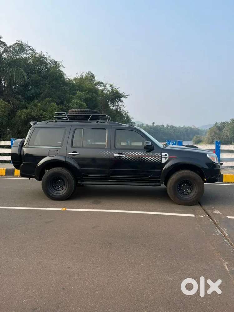 Ford Endeavour 2011 Diesel Well Maintained