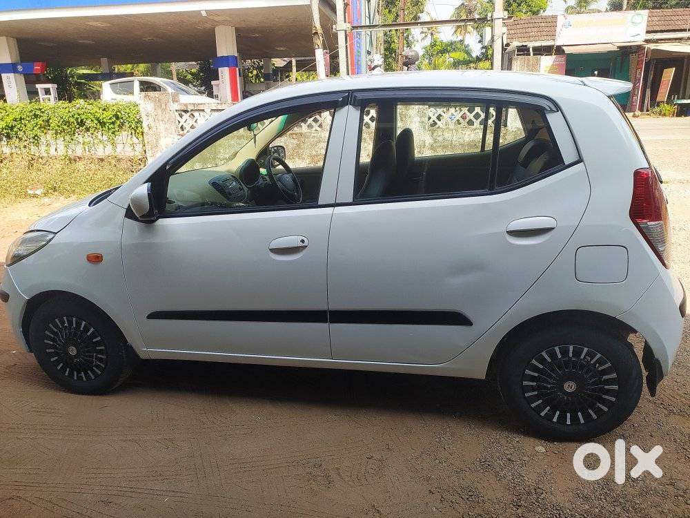 Hyundai I10 Sportz At, 2010, Petrol