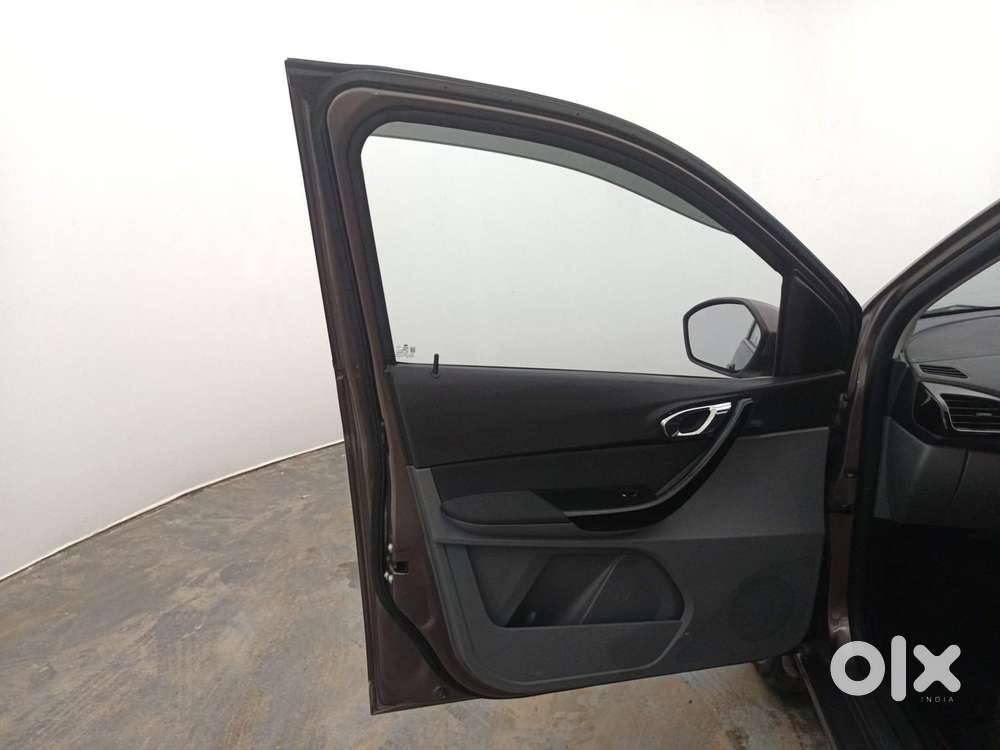 Tata Tigor 1.2 Revotron Xz Option, 2017, Petrol