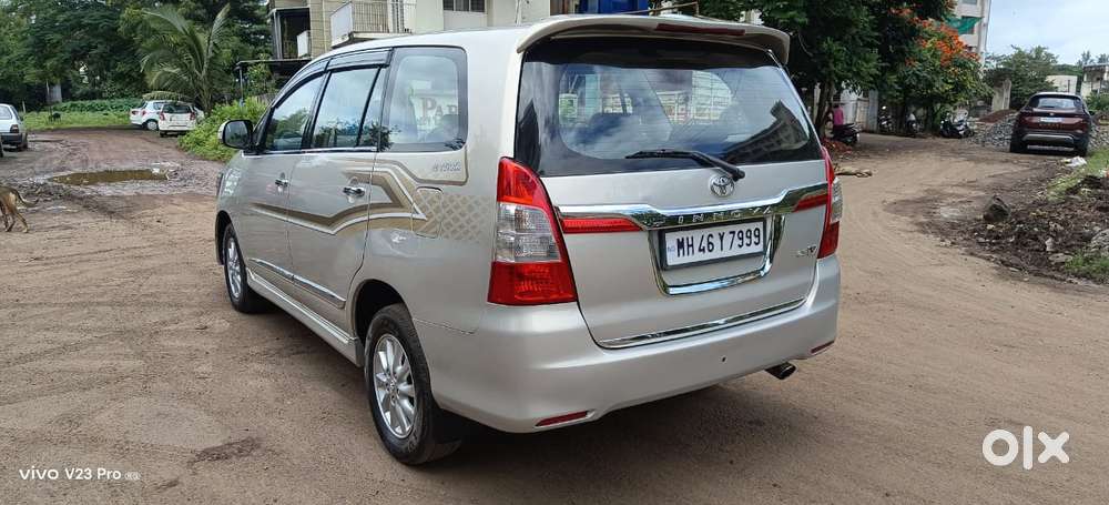 Toyota Innova 2.5 V 8 Str, 2014, Diesel