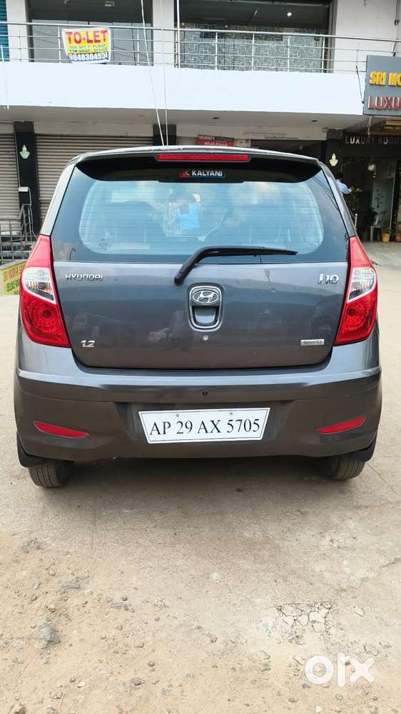 Hyundai I10 Sportz, 2012, Petrol