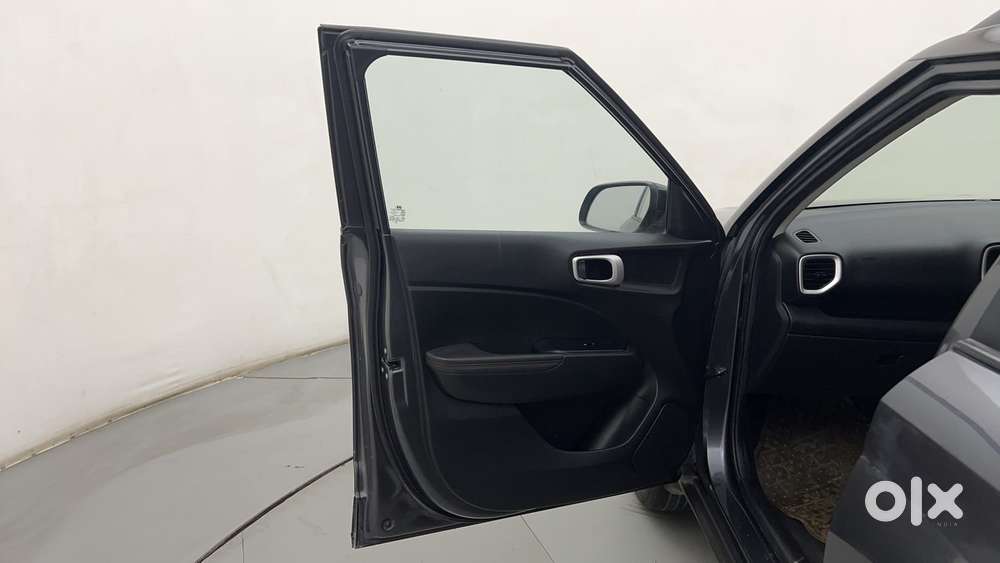 Hyundai Venue Sx Plus Turbo Dct, 2020, Petrol