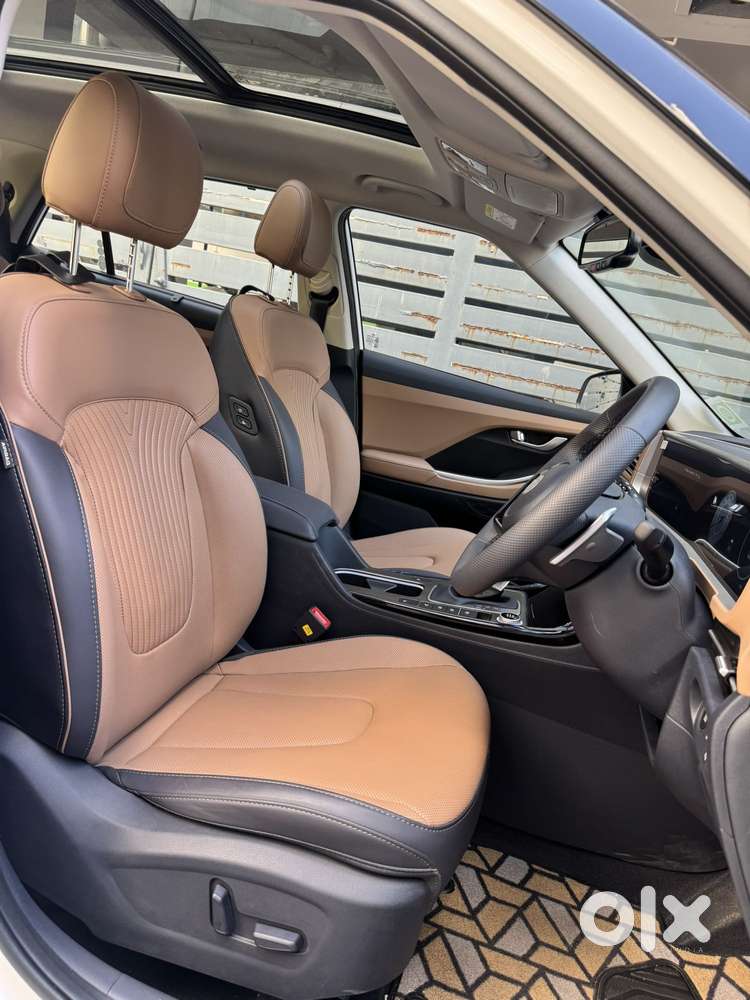 Hyundai Alcazar Signature (o) 6 Str 1.5 Petrol Dct, 2026, Petrol