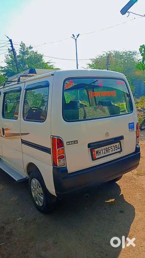 चारी टायर नवीन आहेत घरगुती वापर आहे  कोणताही गाडीला मेन्टेनस नाही .
