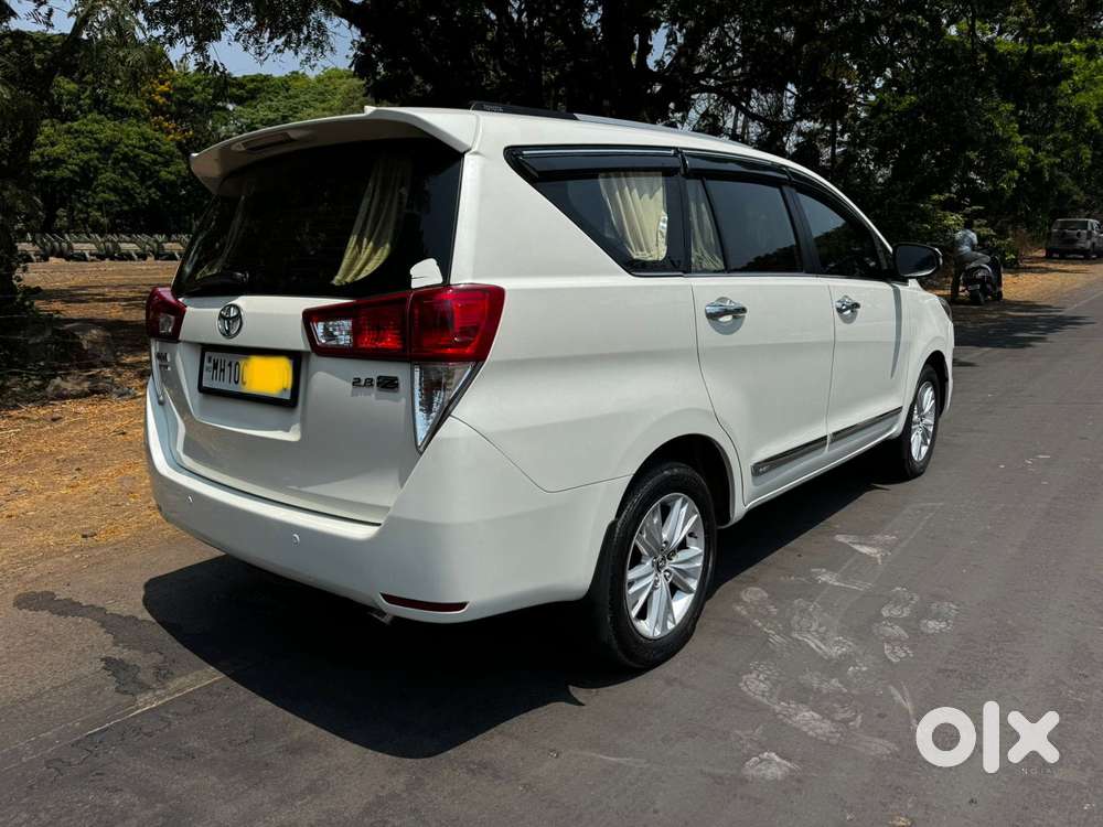 Toyota Innova Crysta 2.8 Z, 2016, Diesel