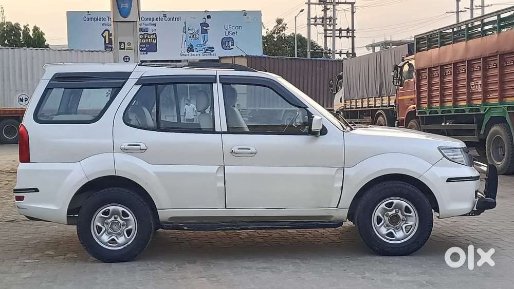 Tata Safari Storme Vx, 2015, Diesel