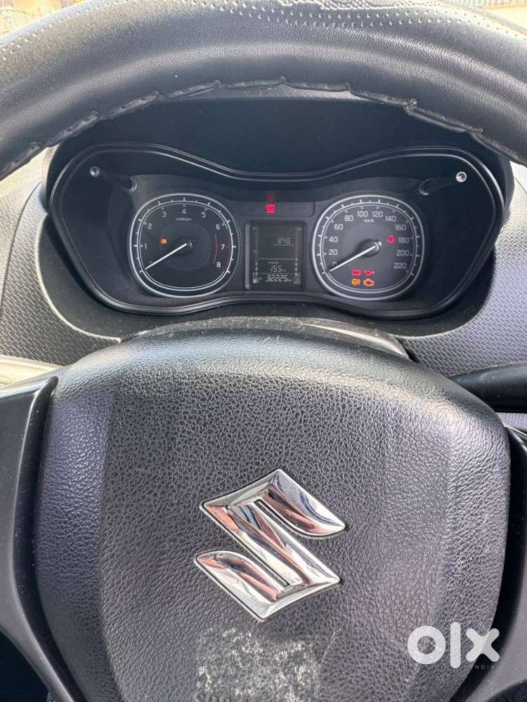 Maruti Suzuki Brezza 1.5 Vxi At Smart Hybrid, 2021, Petrol