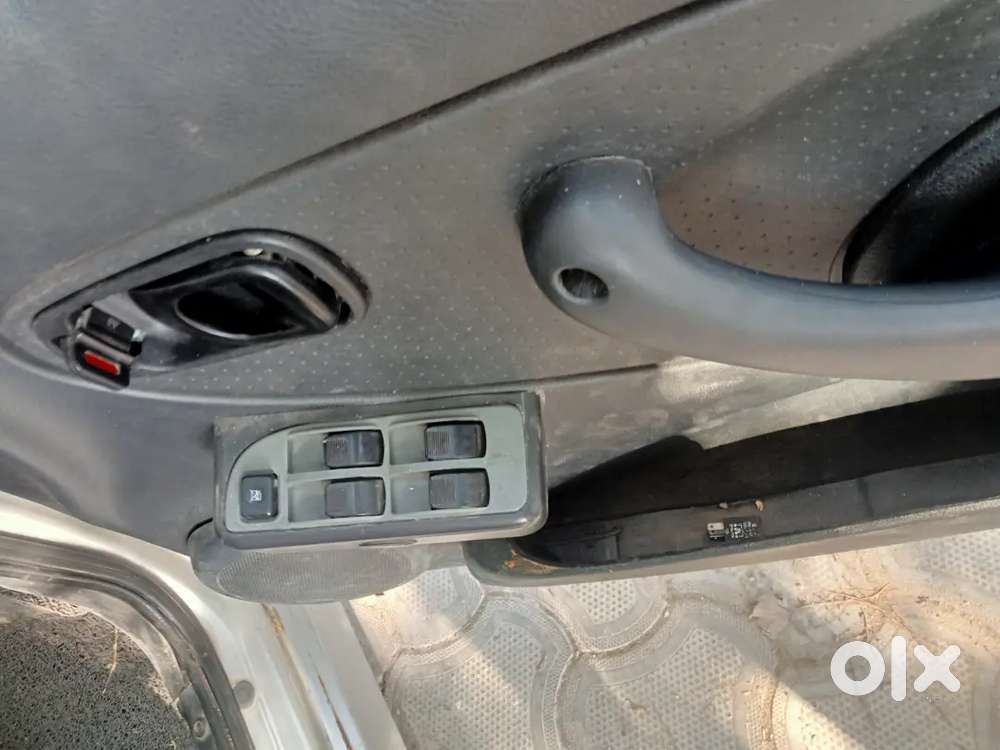 Tata Indica Ev2 Xeta 2011 Cng & Hybrids 100000 Km Driven