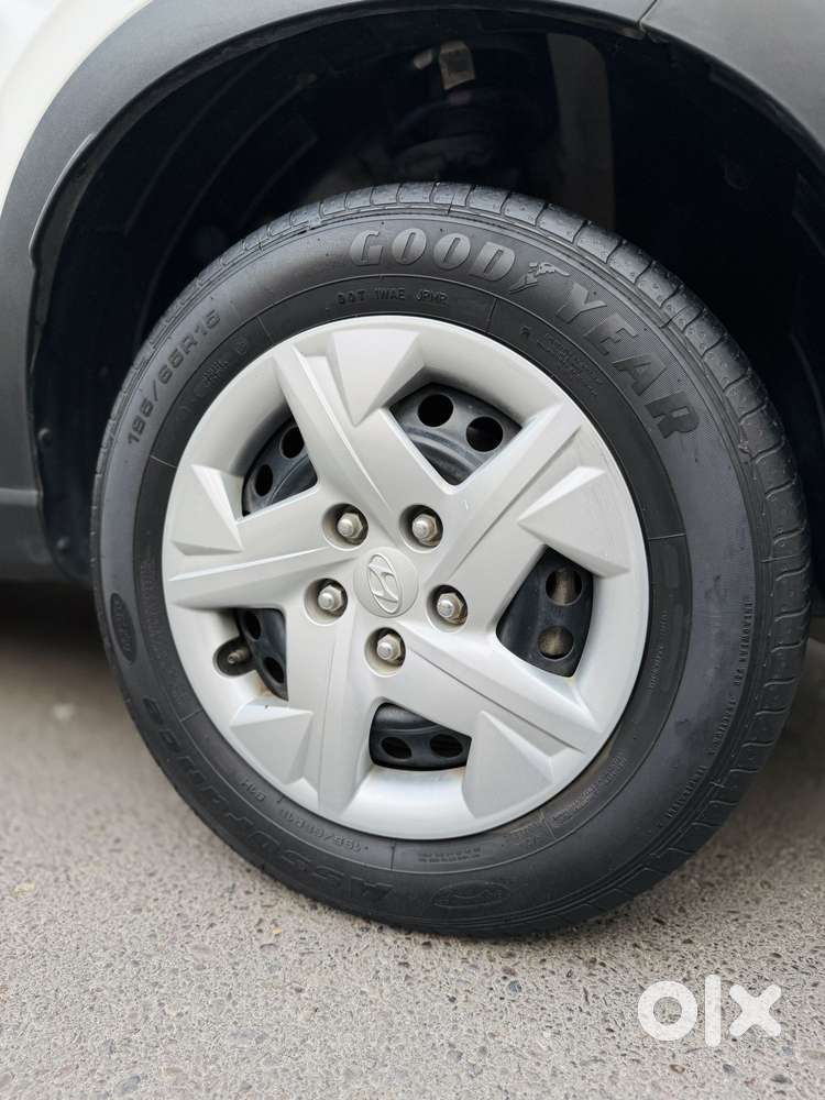 Hyundai Venue S 1.2 Petrol, 2022, Petrol