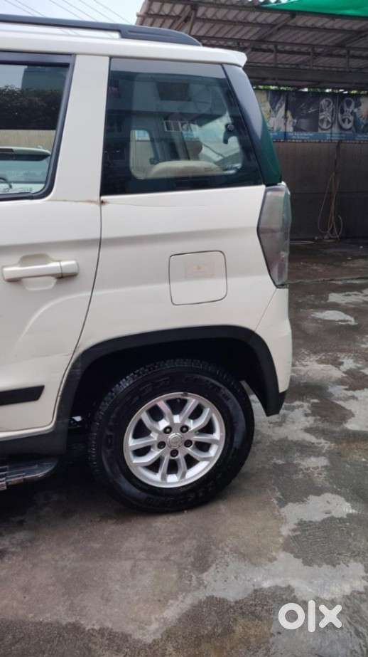 Mahindra Tuv 300 T8, 2019, Diesel