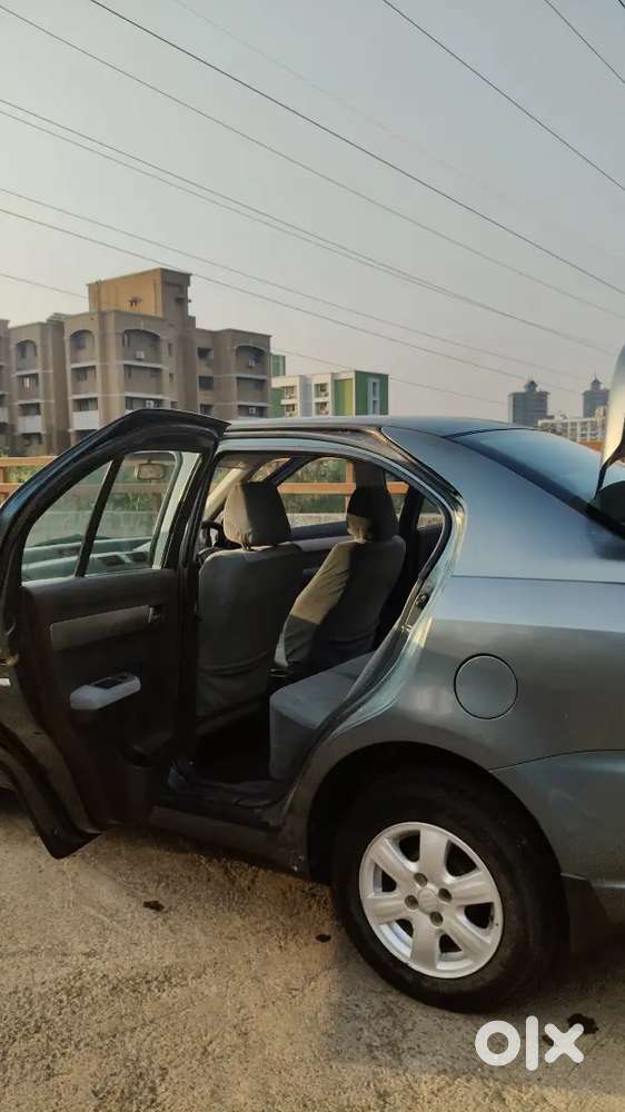 Maruti Suzuki Swift Dzire 2009 Petrol 38000 Km Driven