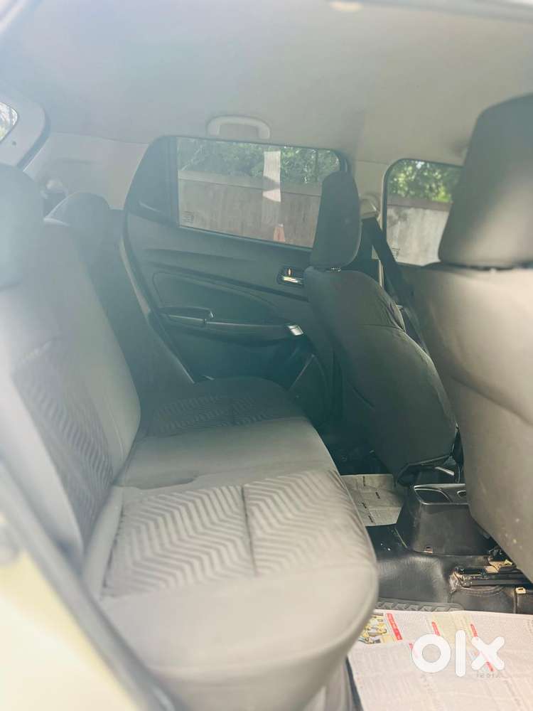 Maruti Suzuki Swift Vxi + Manual, 2021, Petrol