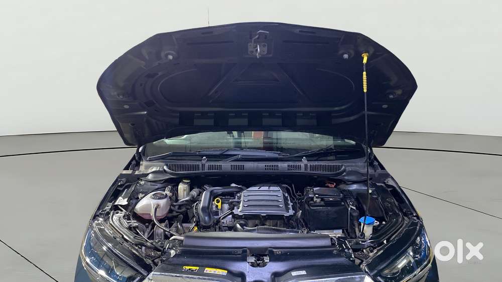 Skoda Slavia 1.0 Tsi Style At, 2024, Petrol