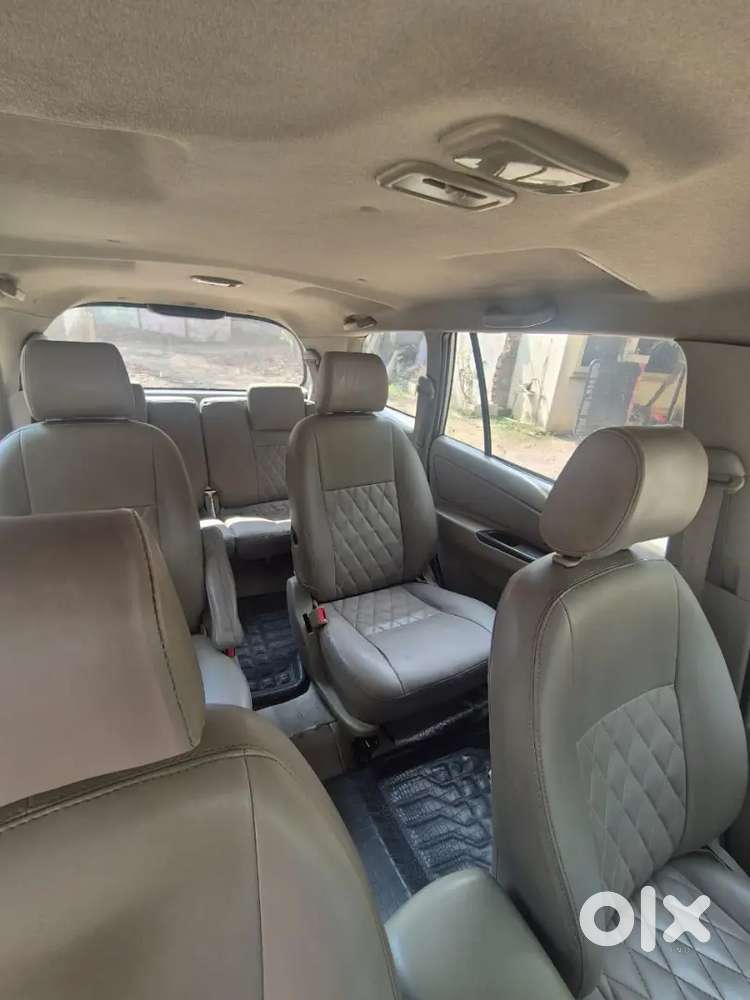Toyota Innova 2013 Diesel 225800 Km Driven