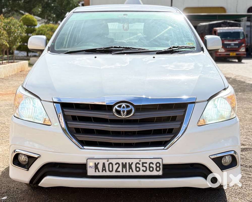 Toyota Innova 2.5 Gx 7 Str Bs-iii, 2015, Diesel
