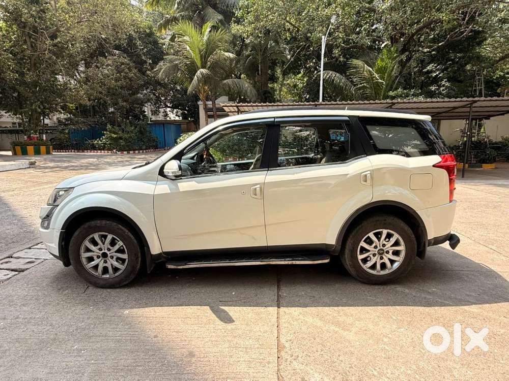 2018 Mahindra Xuv 500 W10 At Awd  Pearl White  68,200 Km  Mumbai