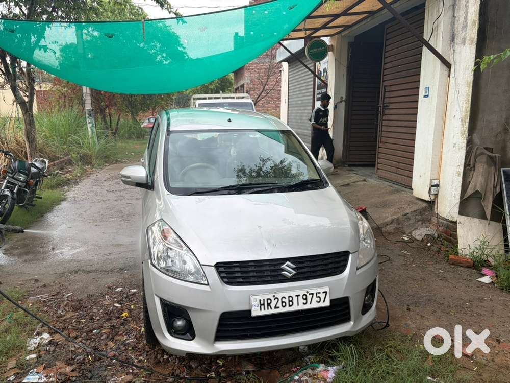 Maruti Ertiga Vxi 2012