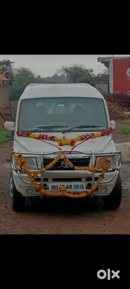 Sumo Gold Top Model
2nd  Owner
2012 Model
9 Seater 
Power Steeringta
