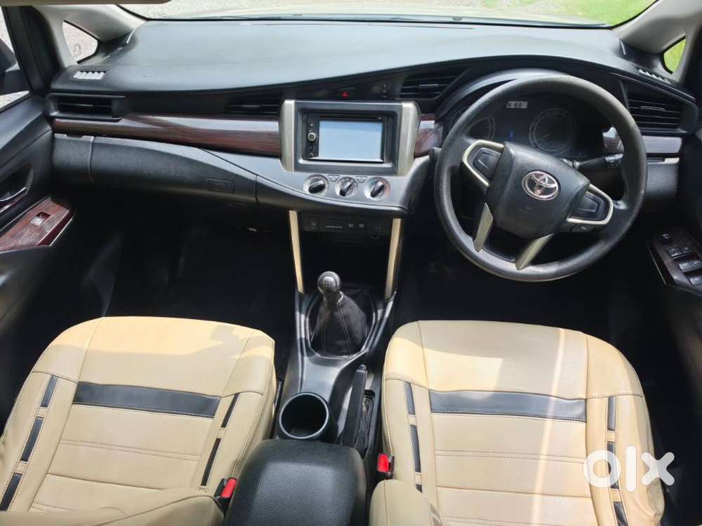 Toyota Innova Crysta 2.4 G Mt 8s, 2017, Diesel