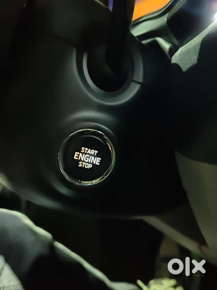 Skoda Kushaq 1.0 Tsi Style, 2022, Petrol