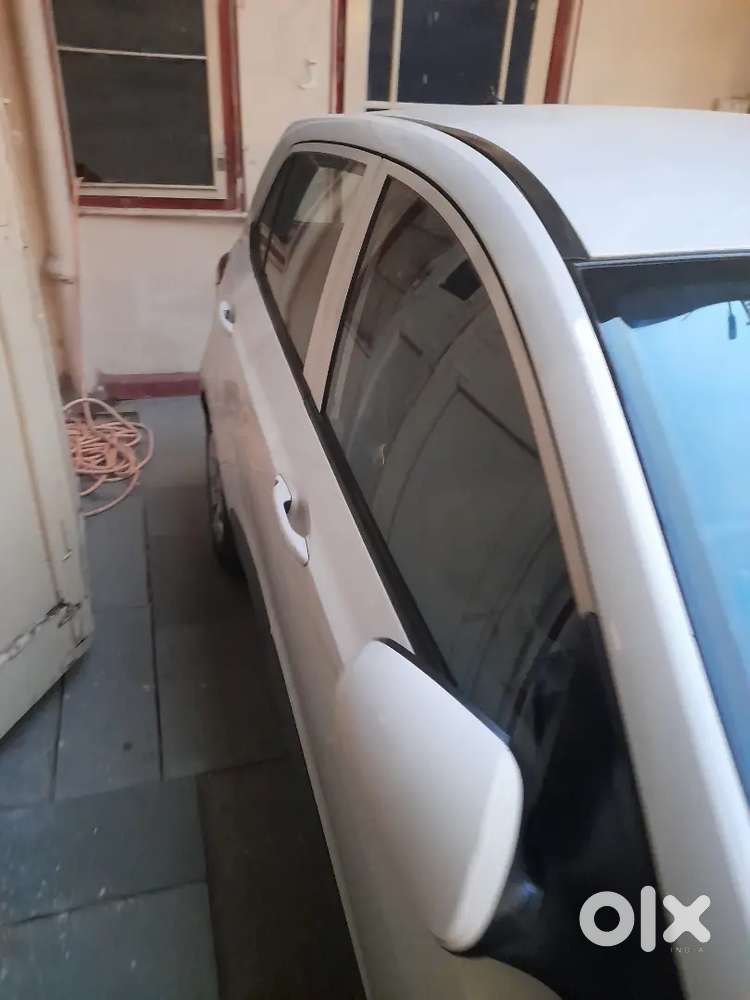 Hyundai Grand I10 2013 Diesel Well Maintained