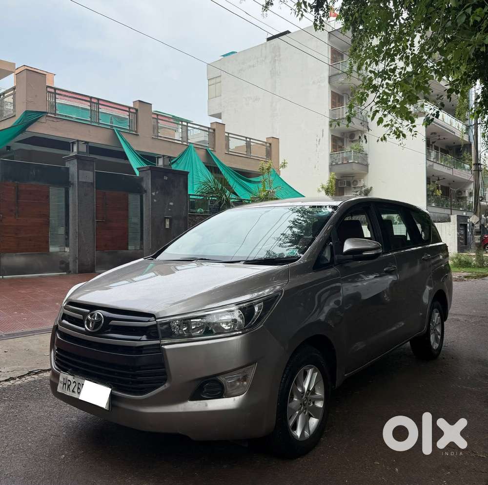 Toyota Innova Crysta 2.4 G Mt, 2016, Diesel